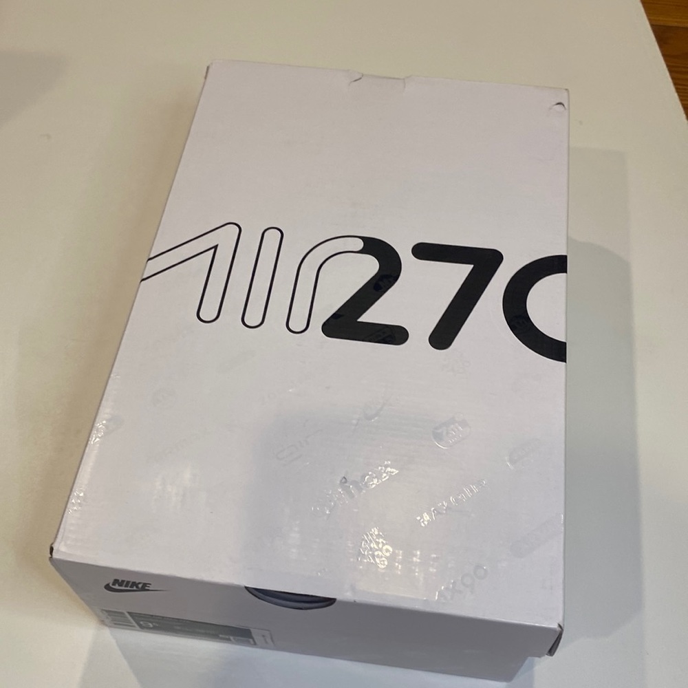 Nike air max 270 black White womens